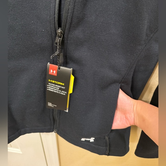 Under Armour Activewear Jacket. Women’s Small. NWT - Picture 7 of 10